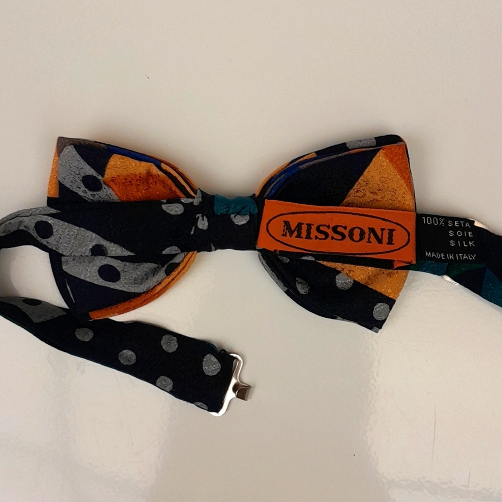 Vintage Missoni Silk Bow Tie - Picture 2 of 2